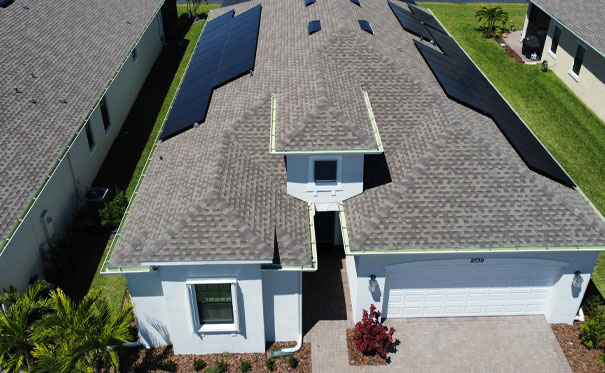 Shingle roof with a roof vent